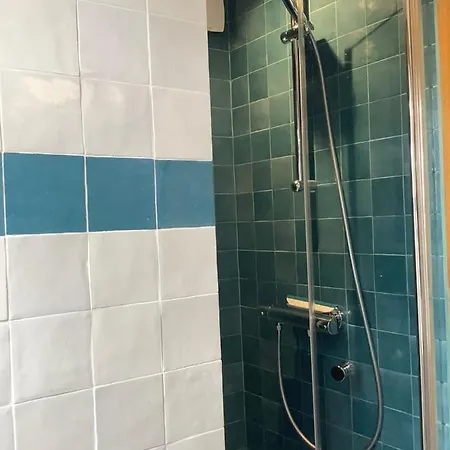 Nyaraló Pavillon De La Garde *