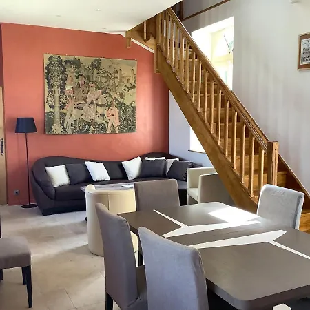 Pavillon De La Garde 別荘