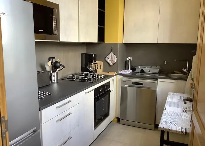 Pavillon De La Garde 펜션