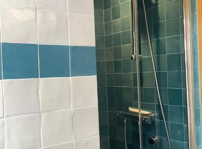 펜션 Pavillon De La Garde *