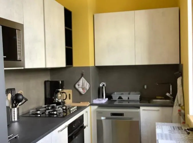 Pavillon De La Garde * Courcelles-sous-Moyencourt